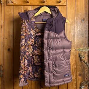 NWOT Patagonia Down Bivy Vest in Purple Women’s Size Small